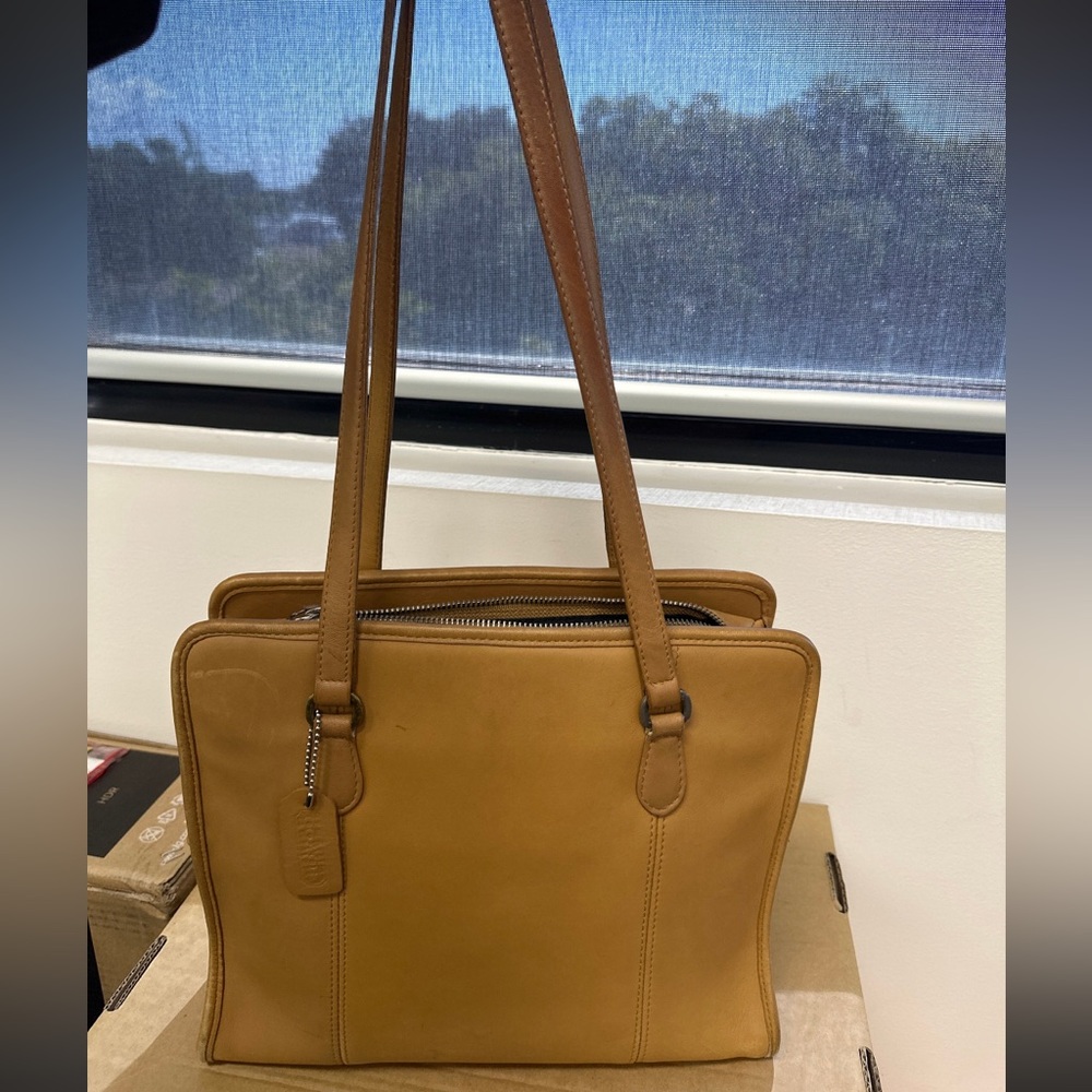 AUTHENTIC VINTAGE COACH BAG 9874 tan leather purse